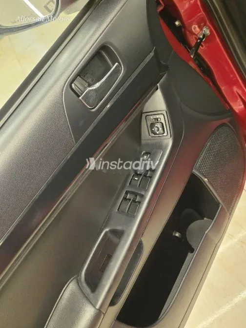 ميتسوبيشي لانسر 2015 أحمر غامق مستعملة للبيع - 5