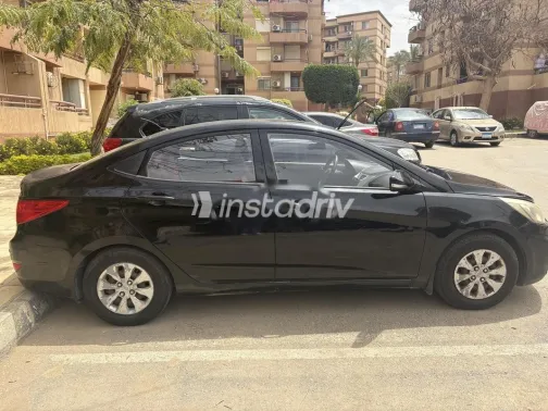 هيونداي اكسنت 2016 أبيض مستعملة للبيع - 3