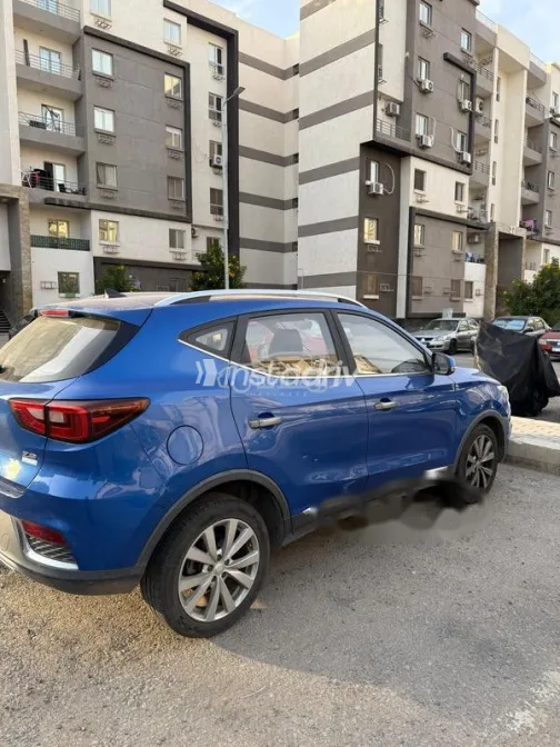 MG ZS 2021 White Used for Sale - 3
