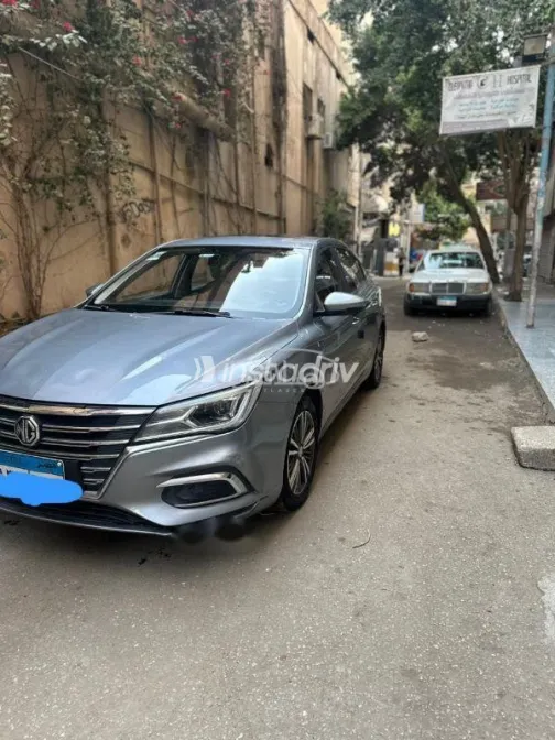 ام جى 5 2020 رمادي مستعملة للبيع - 4