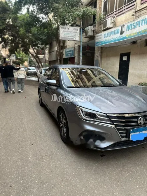 ام جى 5 2020 رمادي مستعملة للبيع - 5