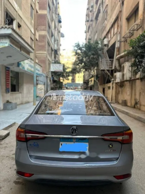 ام جى 5 2020 رمادي مستعملة للبيع - 6