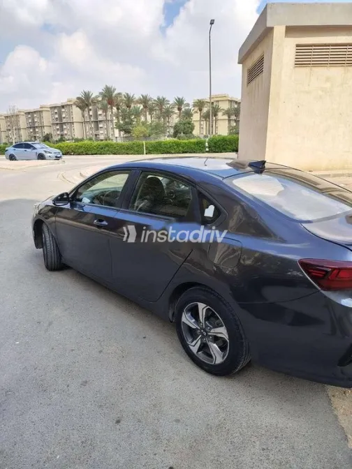 Kia Grand Cerato 2019 Dark Gray Used for Sale - 3