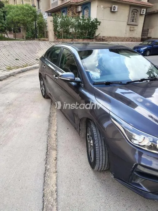 Kia Grand Cerato 2019 Dark Gray Used for Sale - 4
