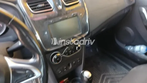 Renault Logan 2020 White Used for Sale - 2