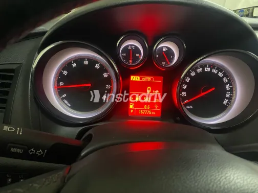 اوبل أسترا 2020 أبيض مستعملة للبيع - 2