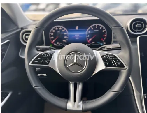 مرسيدس C 180 2025 أبيض مستعملة للبيع - 1