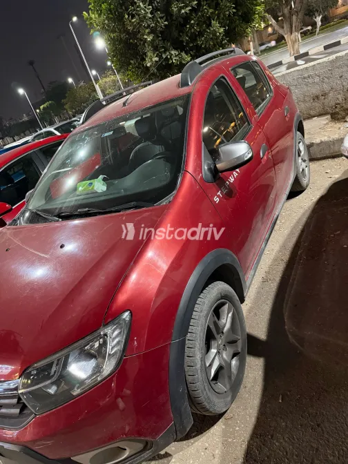 رينو سانديرو  ( ستيب  واى ) 2019 أبيض مستعملة للبيع - 1