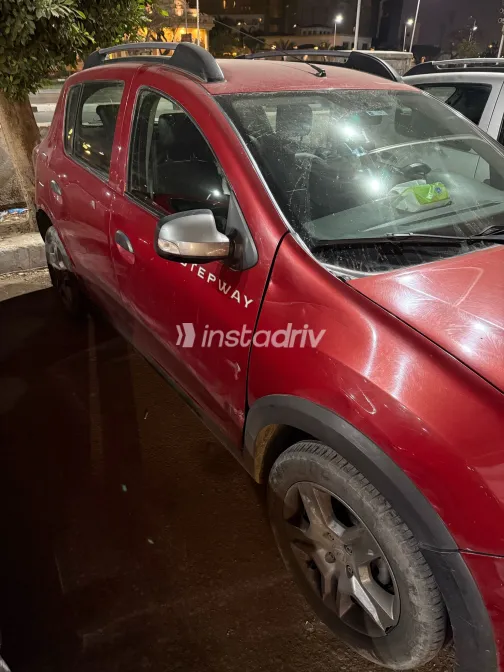 رينو سانديرو  ( ستيب  واى ) 2019 أبيض مستعملة للبيع - 2