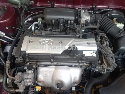 هيونداي فيرنا 2014 أبيض مستعملة للبيع - 1