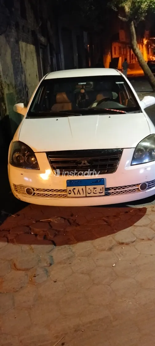 اسبيرانزا A516 2009 أبيض مستعملة للبيع - 2