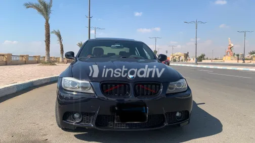 بي ام دبليو 320 2011 أبيض مستعملة للبيع - 2