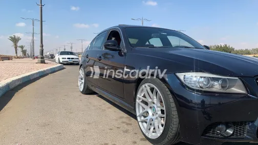 بي ام دبليو 320 2011 أبيض مستعملة للبيع - 4