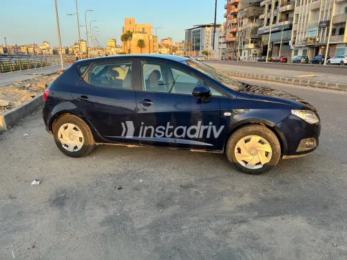 Seat Ibiza 2012 White Used for Sale - 2