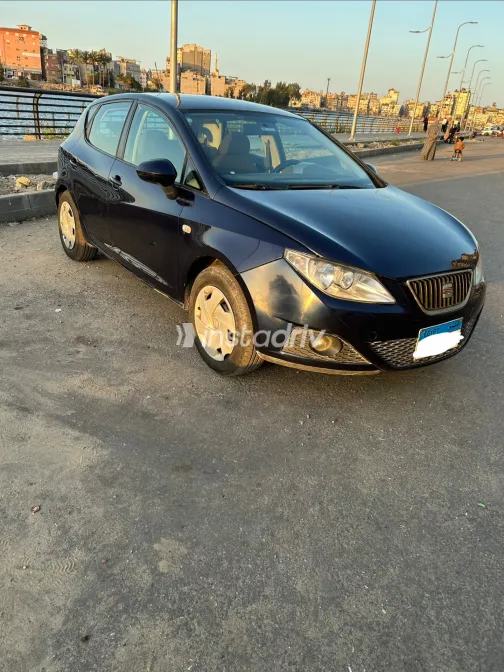 Seat Ibiza 2012 White Used for Sale - 3