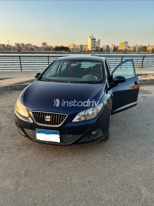 Seat Ibiza 2012 White Used for Sale - 5