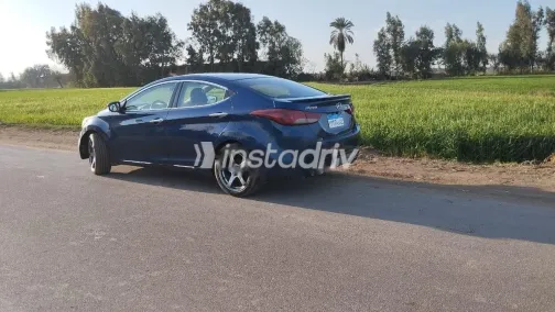 هيونداي إلنترا ام دى 2012 أزرق مستعملة للبيع - 2