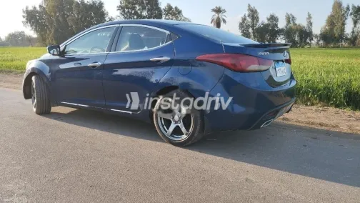 هيونداي إلنترا ام دى 2012 أزرق مستعملة للبيع - 6