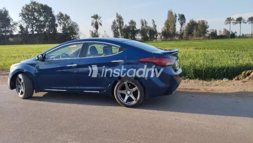 هيونداي إلنترا ام دى 2012 أزرق مستعملة للبيع - 7