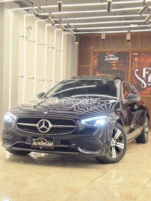 Mercedes C 200 2023 Black Used for Sale - 1