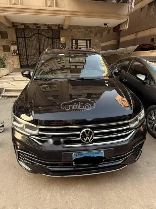 Volkswagen Tiguan 2021 Black Used for Sale