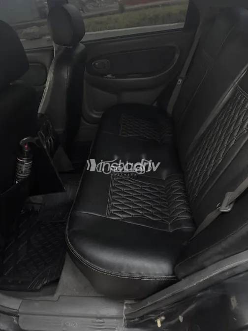 Kia Spectra 2002 Black Used for Sale - 9