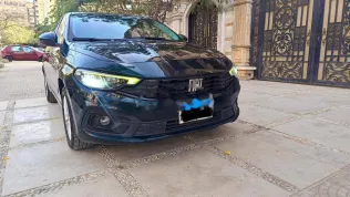 فيات تيبو 2022 أزرق غامق مستعملة للبيع