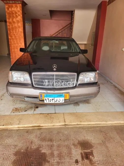 مرسيدس 320 1993 أسود مستعملة للبيع - 1