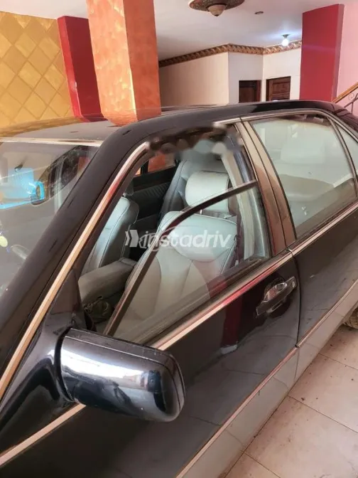 مرسيدس 320 1993 أسود مستعملة للبيع - 6