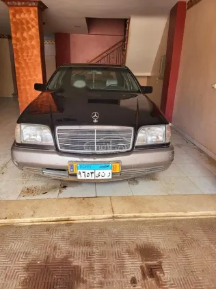 مرسيدس 320 1993 أسود مستعملة للبيع