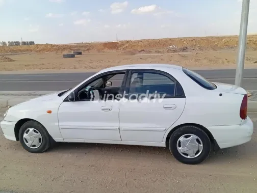 شيفروليه لانوس 2010 أبيض مستعملة للبيع - 5