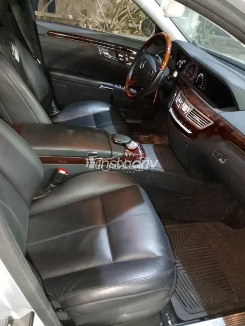 مرسيدس S 500 2009 فضي مستعملة للبيع - 4