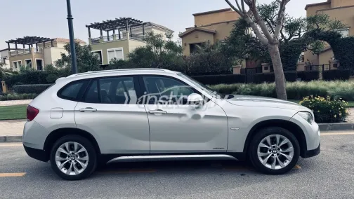 بي ام دبليو X1 2012 فضي مستعملة للبيع - 4