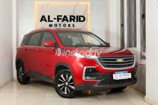 Chevrolet Captiva 2021 Red Used for Sale - 3