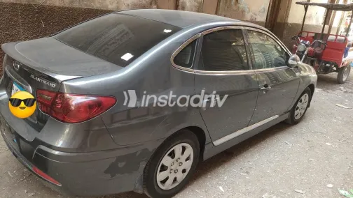 Hyundai Elantra HD 2022 White Used for Sale - 7