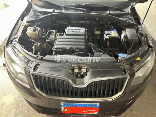 سكودا اوكتافيا A7 2015 بني مستعملة للبيع - 3