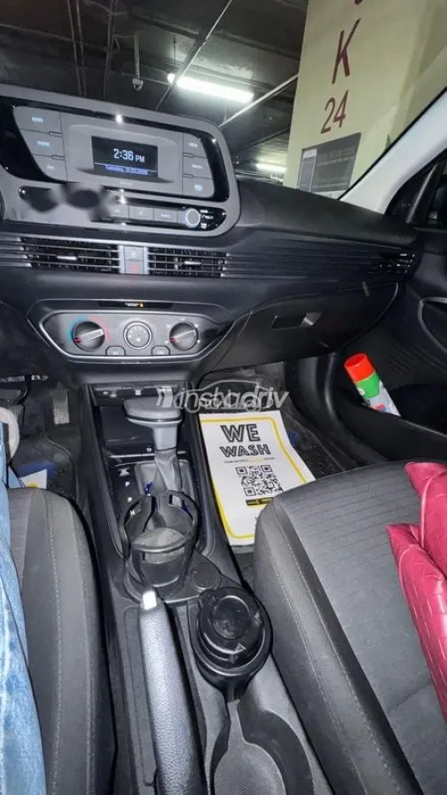 Hyundai I20 2023 Blue Used for Sale - 8