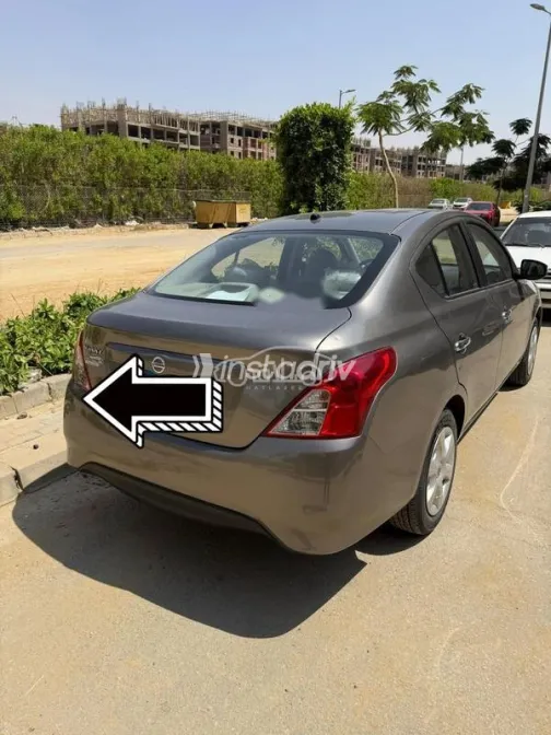 نيسان صنى 2020 أبيض مستعملة للبيع - 3