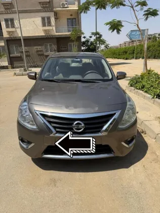 نيسان صنى 2020 أبيض مستعملة للبيع