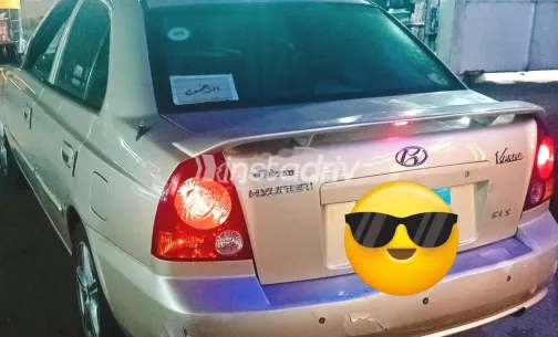 Hyundai Verna 2008 Gold Used for Sale - 9