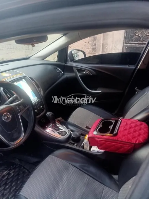 Opel Astra 2013 Gray Used for Sale - 6