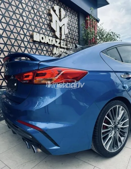 Hyundai Elantra 2017 Dark Blue Used for Sale - 5
