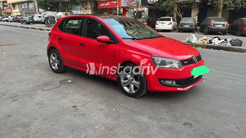 فولكس فاغن بولو 2011 أحمر مستعملة للبيع - 6