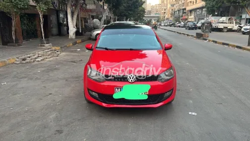 فولكس فاغن بولو 2011 أحمر مستعملة للبيع - 7