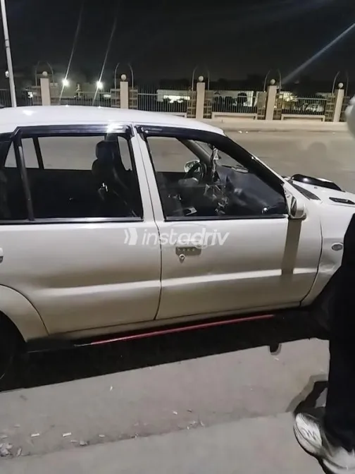 جيلي سباركي 2005 أبيض مستعملة للبيع - 5