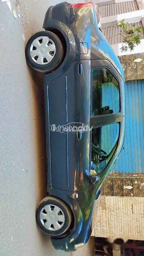 Renault Logan 2014 White Used for Sale - 3