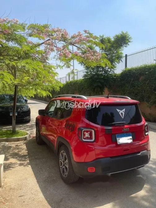 جيب رينيجيد 2018 أبيض مستعملة للبيع - 3