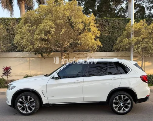 BMW X5 2017 White Used for Sale - 9
