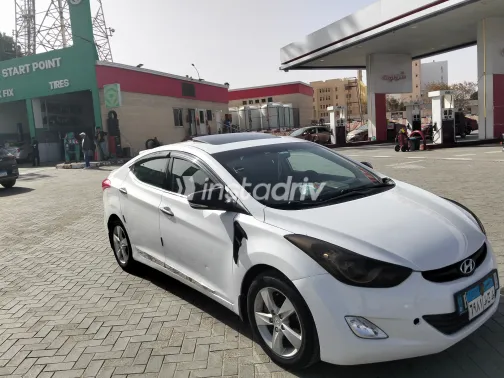 هيونداي إلنترا ام دى 2012 أبيض مستعملة للبيع - 4