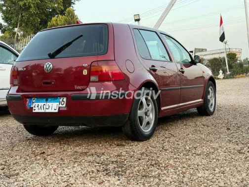فولكس فاغن جولف 1998 أبيض مستعملة للبيع - 3